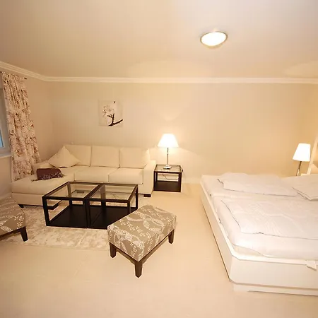 Kleine Residenz Dom wakacyjny *